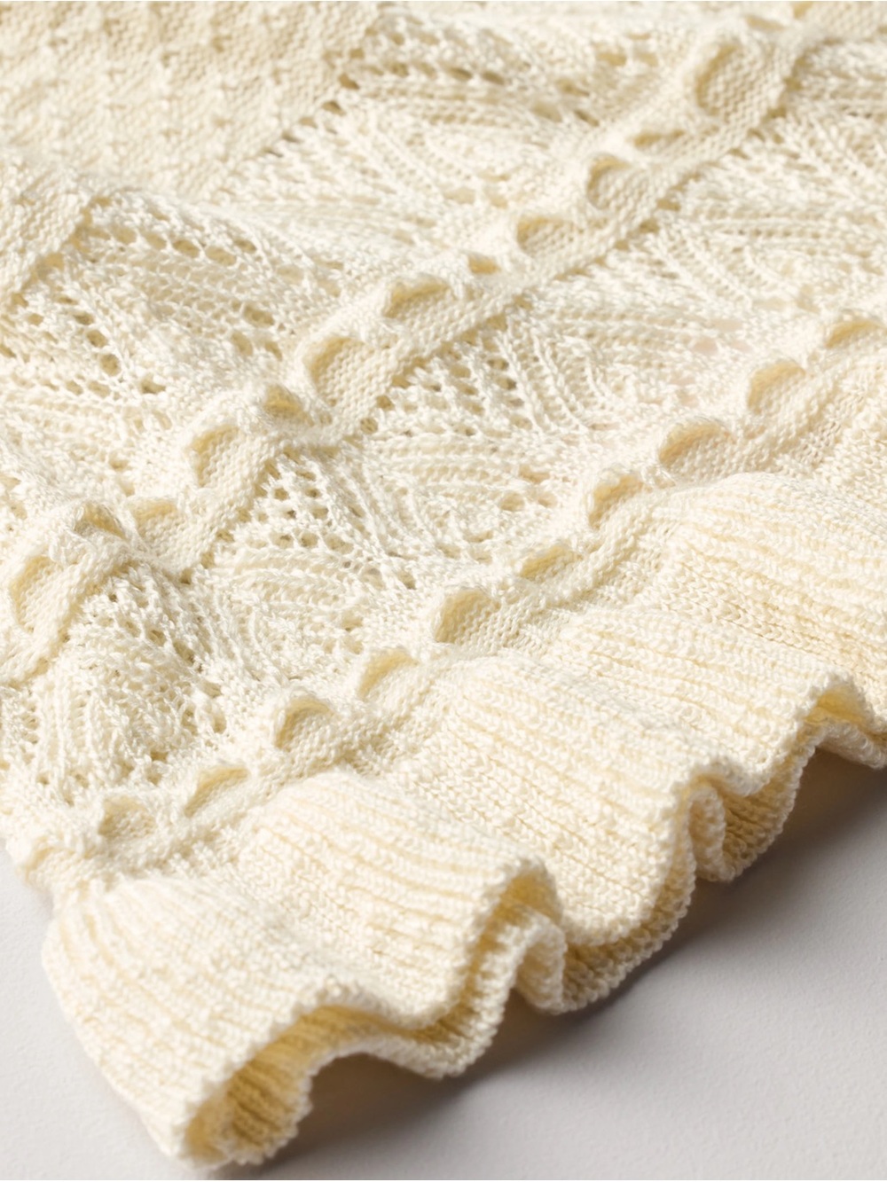 Cream Crochet Ruffle Hem Tank - Picture 3 of 3